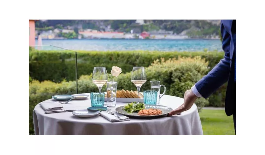 Zefiro, Taste, Poetry & Panorama