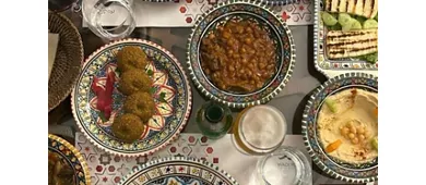 "Wadi Rum | Cucina Libanese ""La nostra cucina offre piatti autentici, con opzioni speciali per vegani e celiaci""."