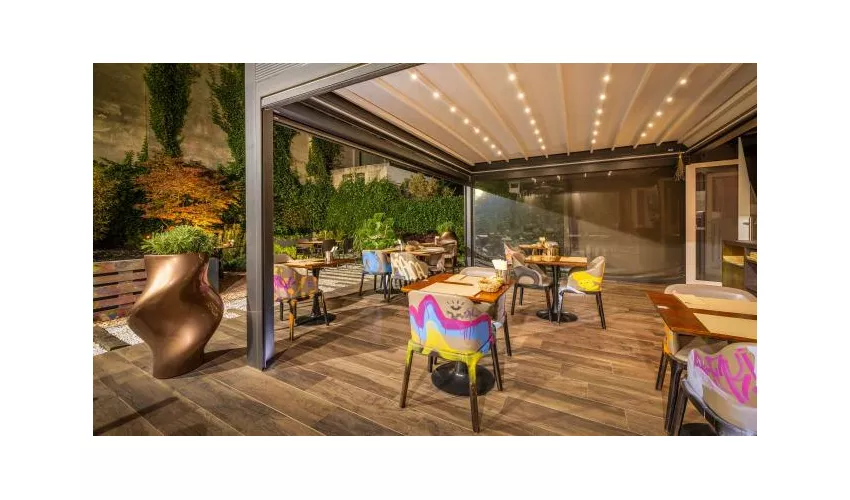 Union by The Fucking Burger