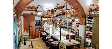 "Pizzic'Osteria Volpetti Bistrot ""Salumeria Storica dal 1870"""