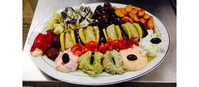 Benny'S Taverna Greca