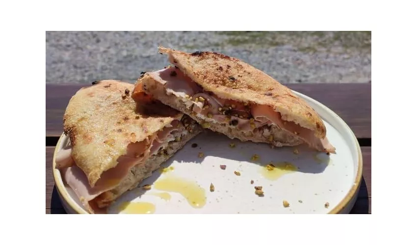 Emanuel Enfola - Food & Drink