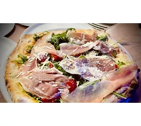 22 Pazzo Di Pizza