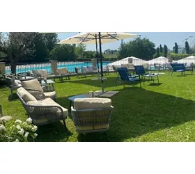 Borghi di lugana cocktail restaurant