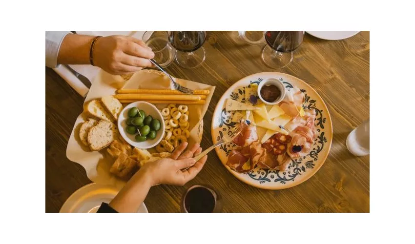 Era Convivial Cave Restaurant