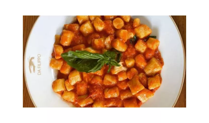 Ristorante Da Filippo dal 1983 - Ristorante con sala esterna a Sorrento