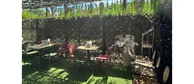 Pizza Family Sbirulino - Pizzeria con Area Gioco