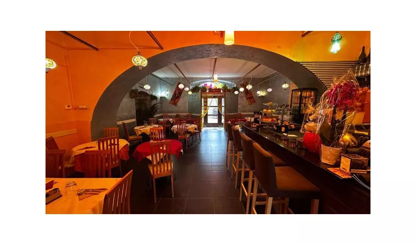 Tajmahal Restaurant