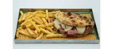 Sbagliata Pavia - Pizzeria, Burgeria e Braceria