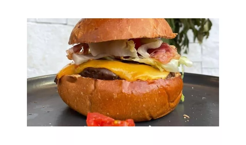 Podolica Apulian Burgers & Grill