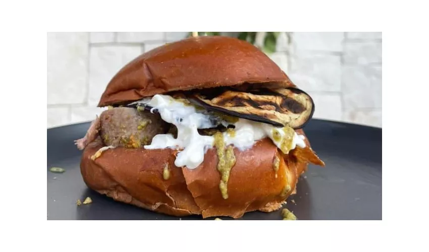 Podolica Apulian Burgers & Grill