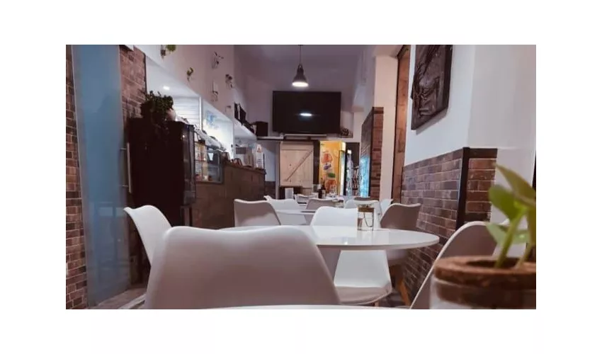 Garden Bar