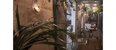 Garden Bar