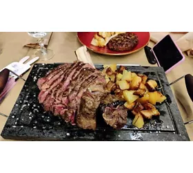 Jonathan's Pub Braceria