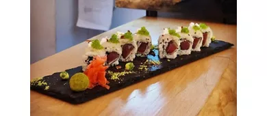 Buena onda sushi bar
