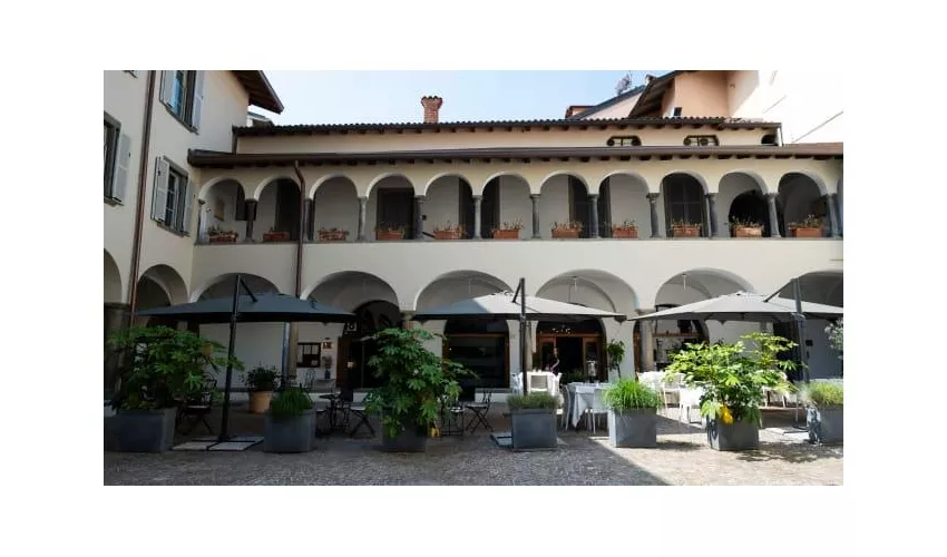 Al Chiostro Restaurant