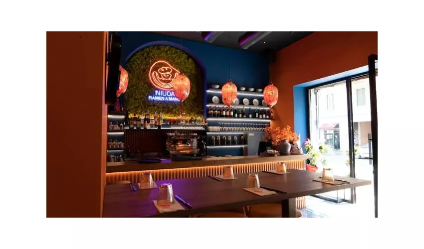 Niuda Ramen a Mano 牛大面馆