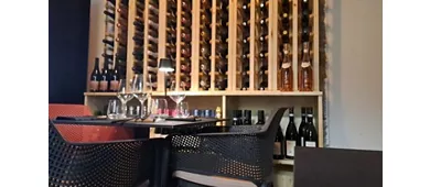Inside Wine - Art Wine Bar