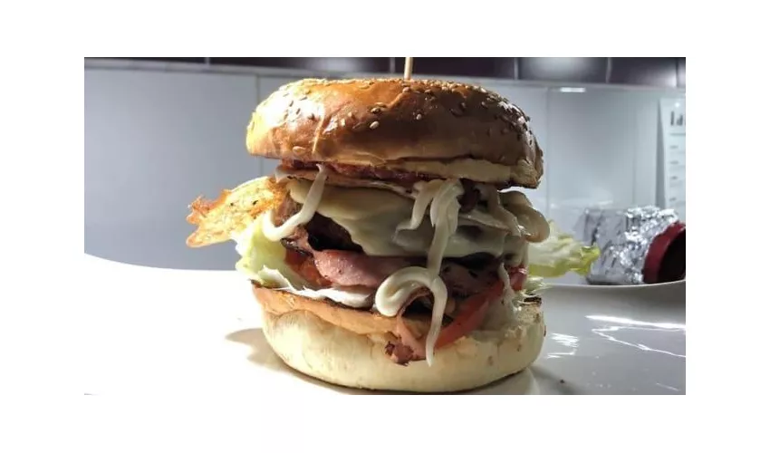 LA DAMA PUB
