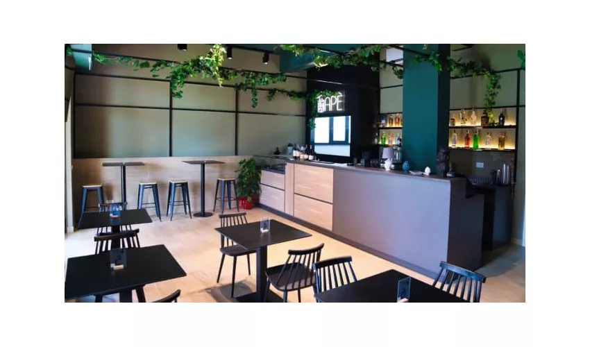 TAPE' FOOD AND DRINK