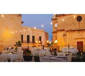 Plaza café restaurant