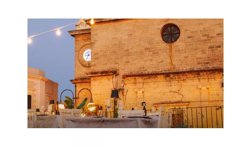 Plaza café restaurant