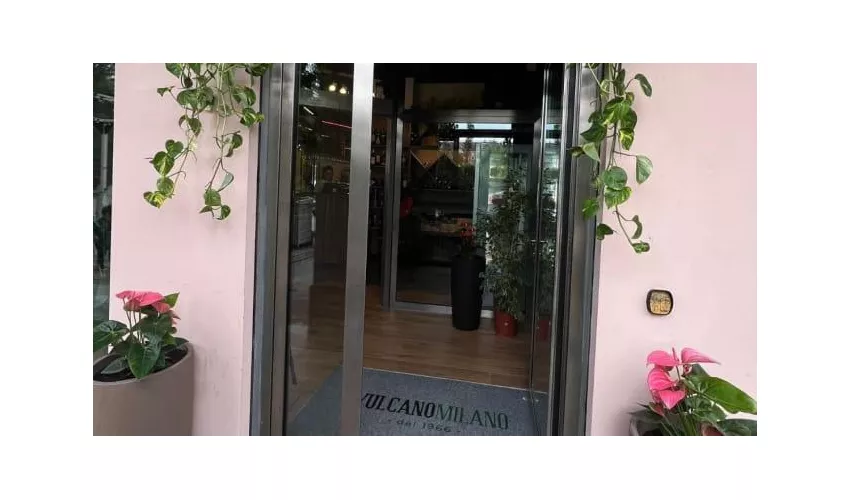 Vulcano Milano Osteria con Pizza