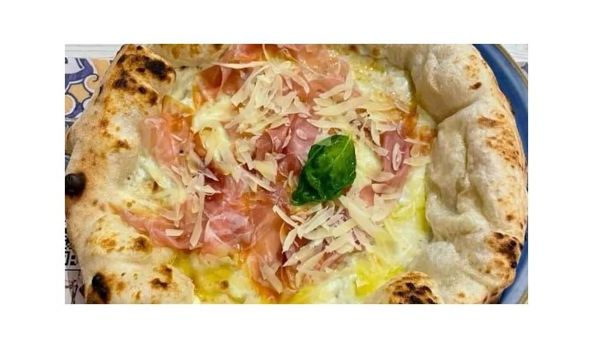 Caprizza Varese (Trattoria Caprese)