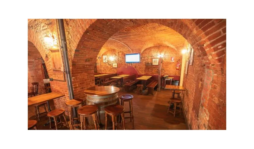 Jumping Jester Pub