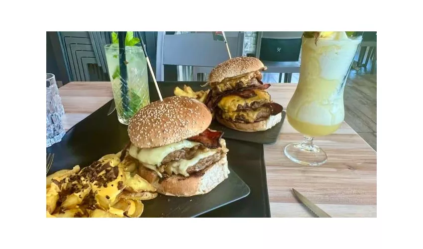 Ficano Hamburgheria | Steak House