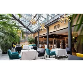 Restaurant Patio