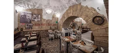 Foria 46 Beer And Burger