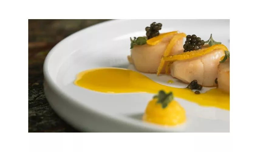 Runa Restaurant & Bar