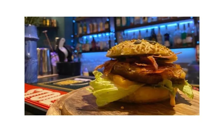 Hemingway Lounge Bar