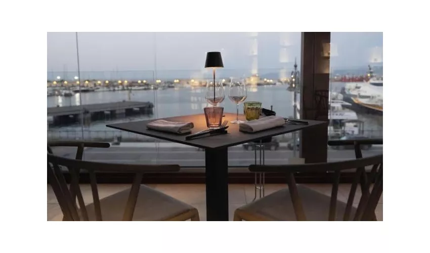 Hotel Petit
