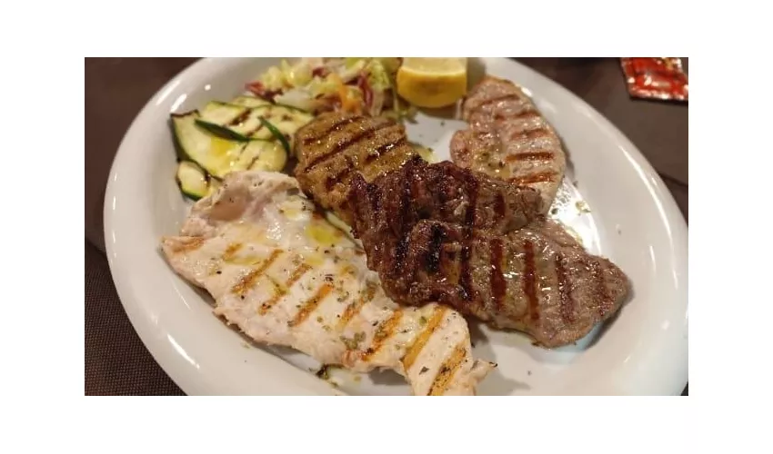 Maccarruni - Osteria, pizzeria, wine bar