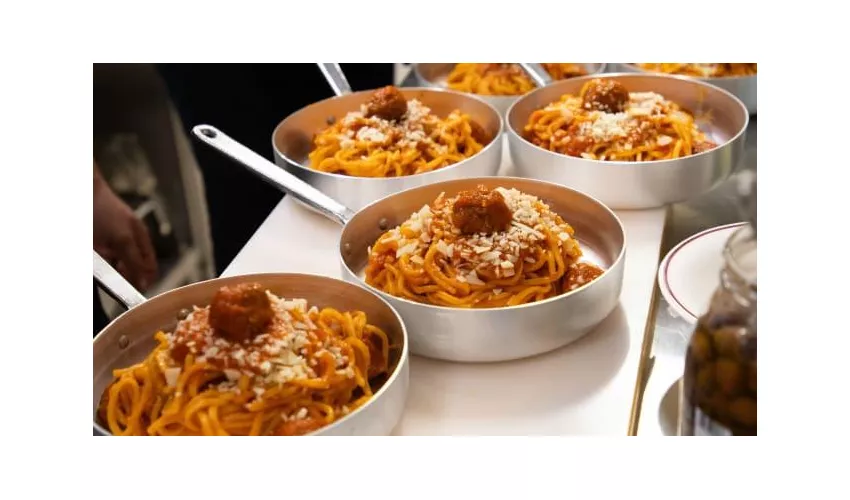 Meatball Family - Galleria Borromea