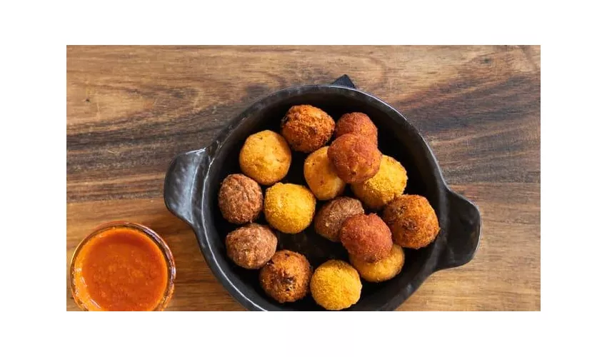Meatball Family - Galleria Borromea