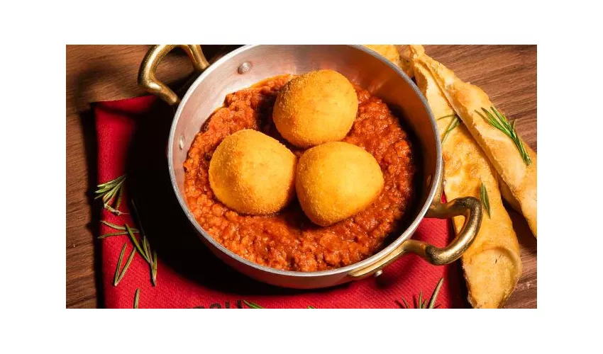Meatball Family - Galleria Borromea
