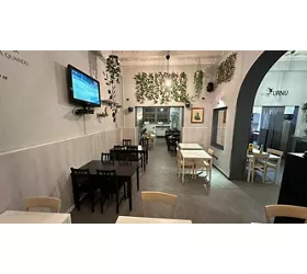 The Moon Bistrot
