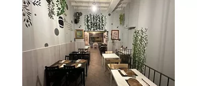 The Moon Bistrot