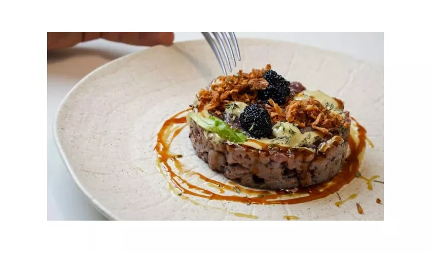 Acamante restaurant food and drink