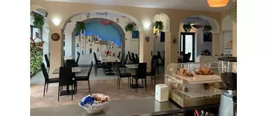 5 five spices Resturante cucina indiana , pizzeria,kebab,bar