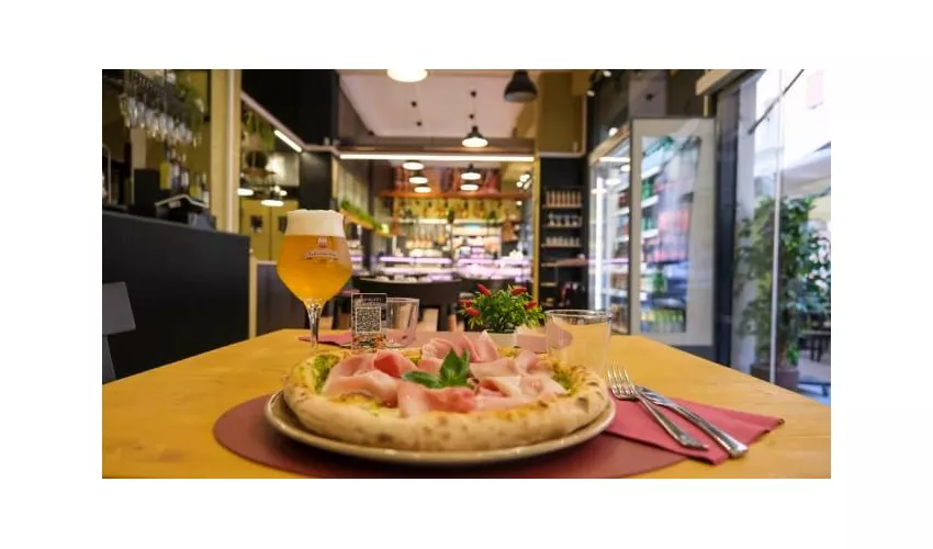 Mercato Maqueda Cucina Pizza e Vino