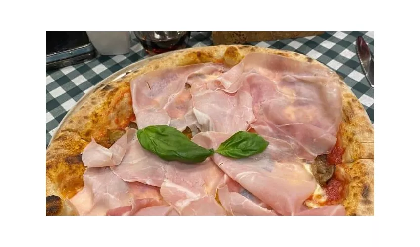 Mercato Maqueda Cucina Pizza e Vino