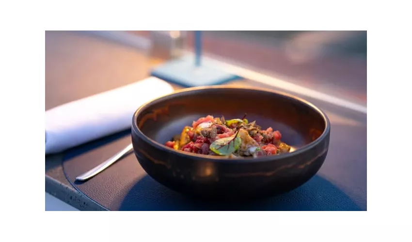 Doba restaurant and terrace