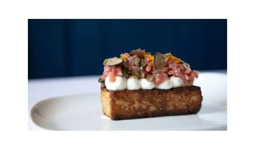 Doba restaurant and terrace