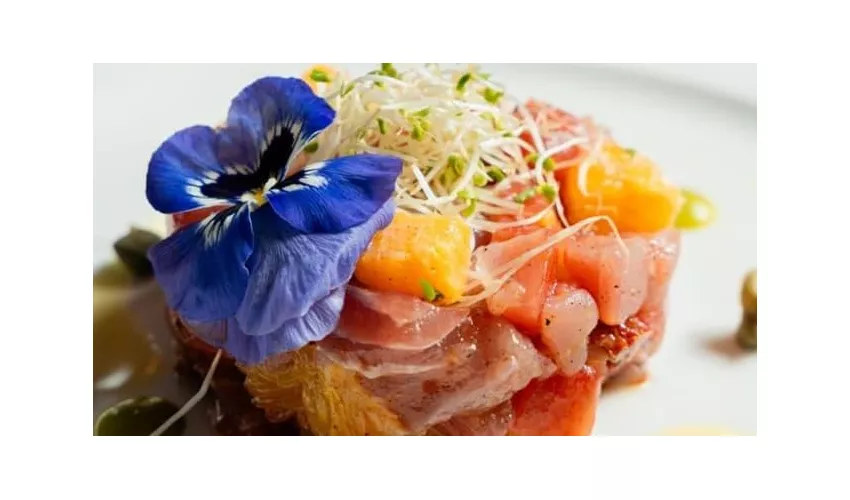Aura Resturant