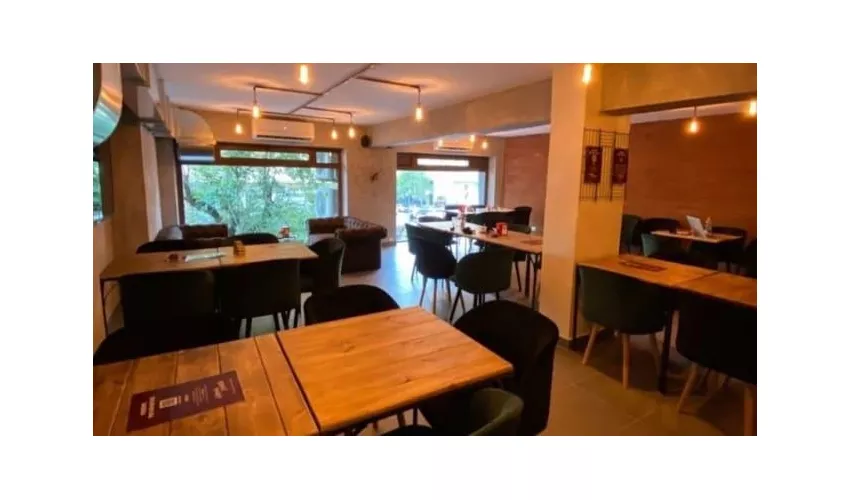 Miseria e Nobiltà Vomero