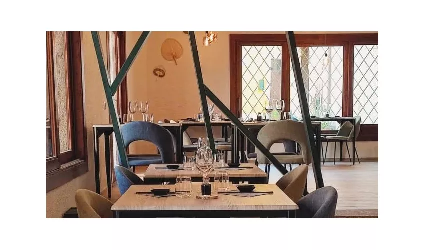 NOY Restaurant